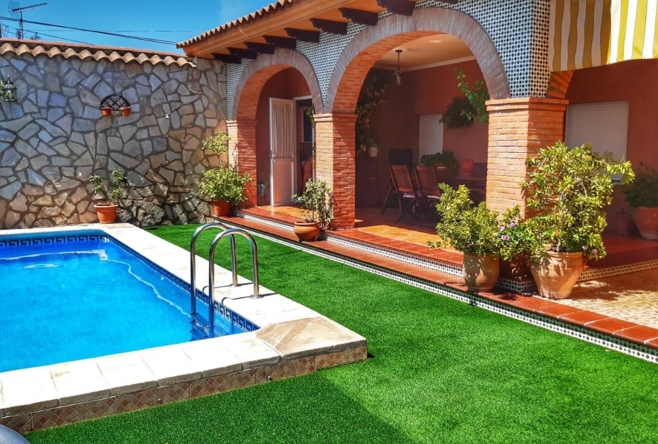 Plaza Del Pacifico La Bazana Villa Херес де лос Кабайерос Екстериор снимка